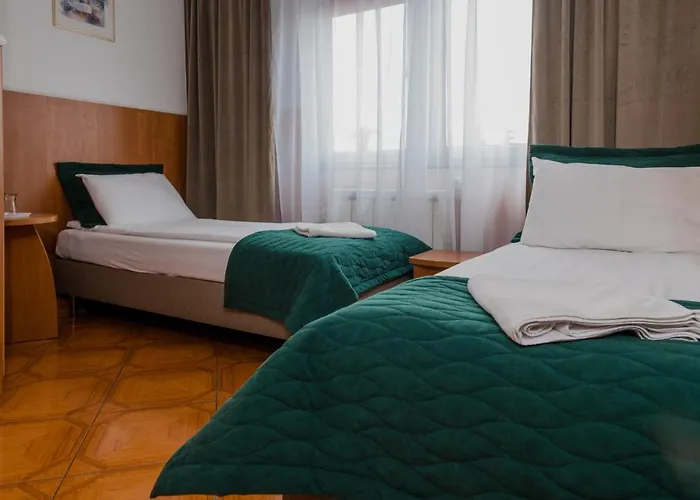 Zajazd Blonie Penzion *